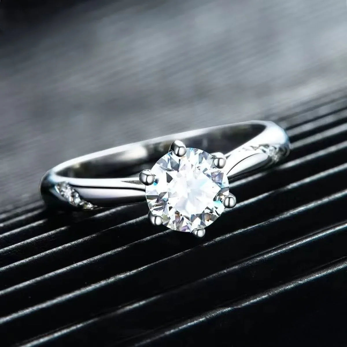 Anel Solitário Ultrashine Moissanite